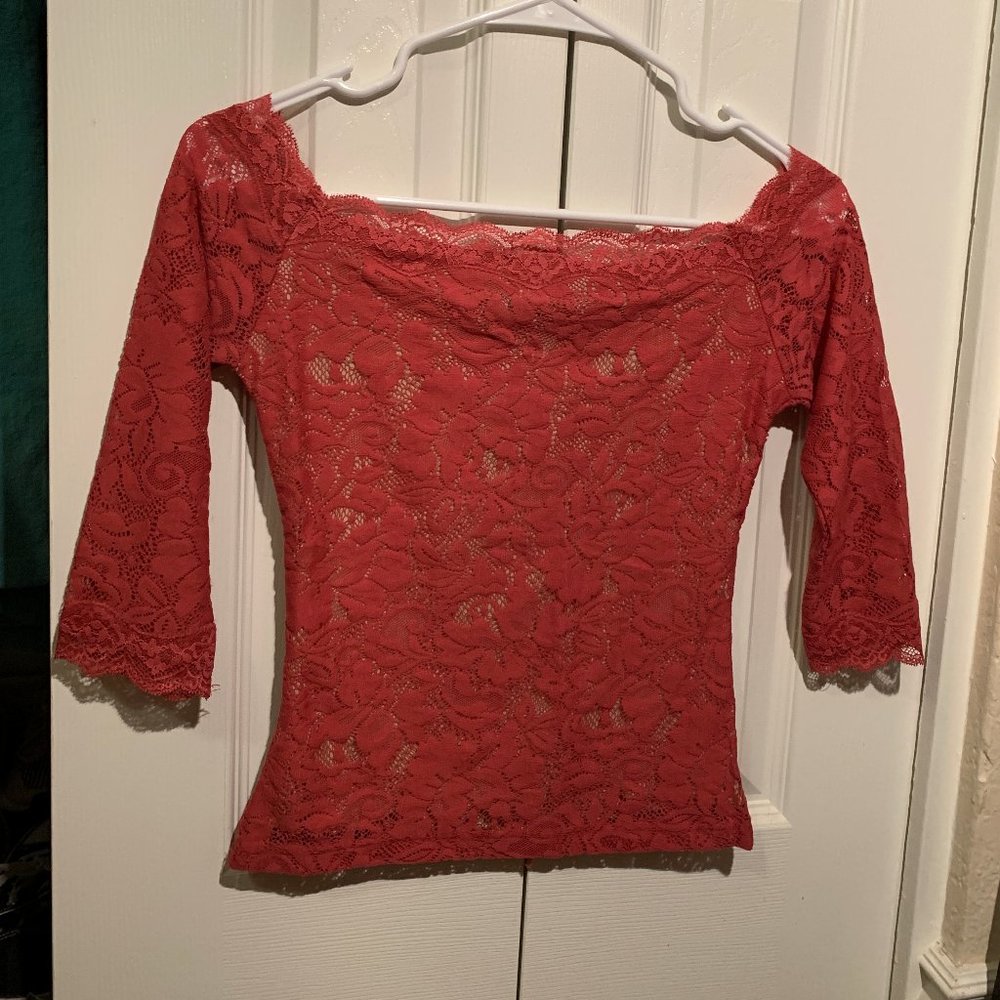 MODA int Lace Top